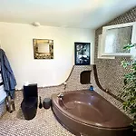 Apartmán T3 Cosy Piscine, Spa, Parking Montauban