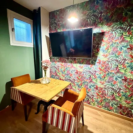 T3 Cosy Piscine, Spa, Parking