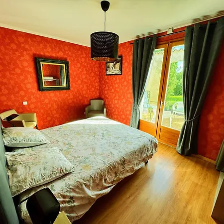 T3 Cosy Piscine, Spa, Parking